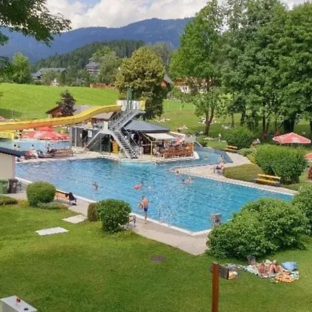 Apartamento Flat Alpenroos In With Sunny Balcony Bad Mitterndorf