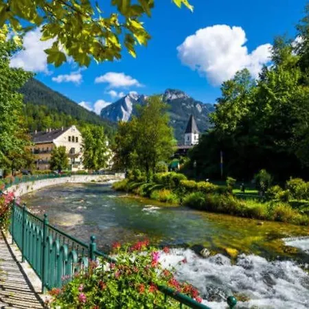 Flat Alpenroos In With Sunny Balcony Apartamento Bad Mitterndorf